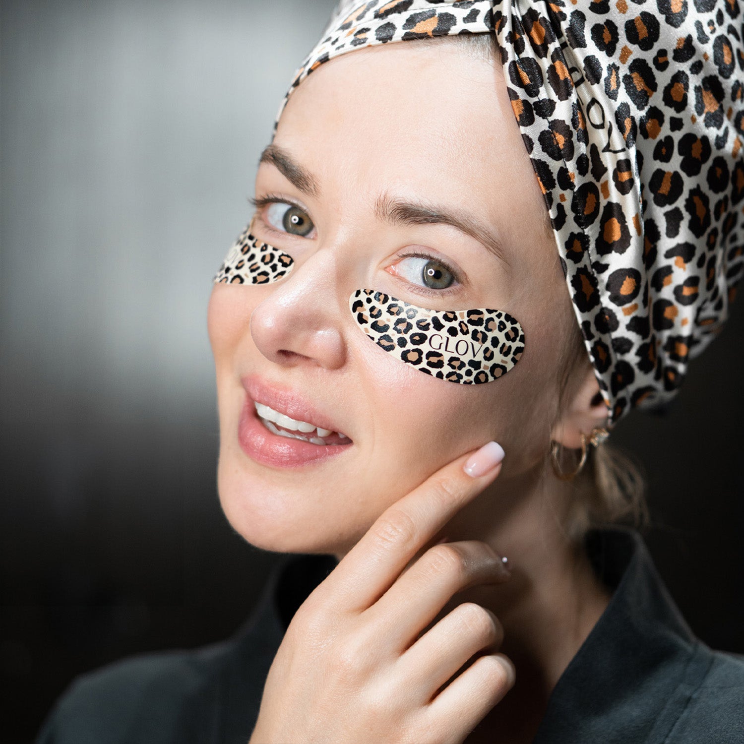 glov-the-lazy-luxe-duo-luxuri-ses-pflege-und-make-up-set-f-r-gesicht-und-haare image 2