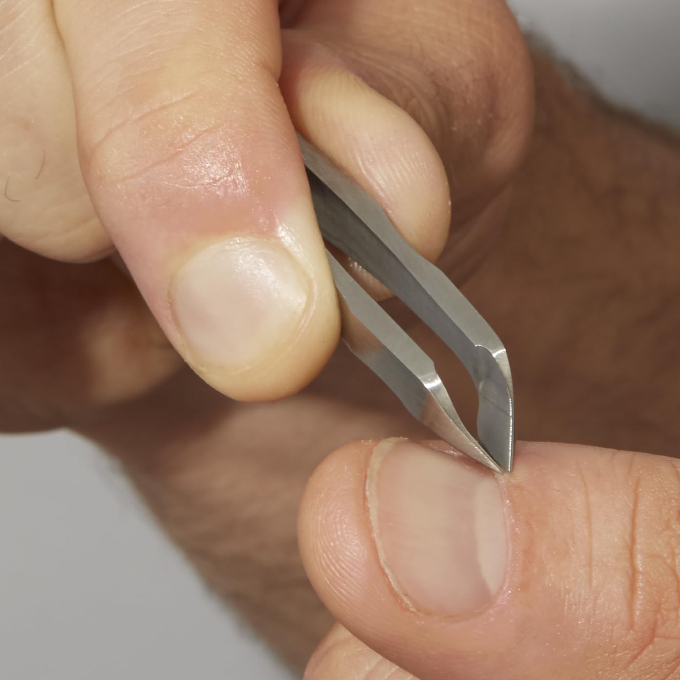 tweezerman-nagelhautschneider-aus-rostfreiem-edelstahl-extrem-scharfe-angeschr-g image 6