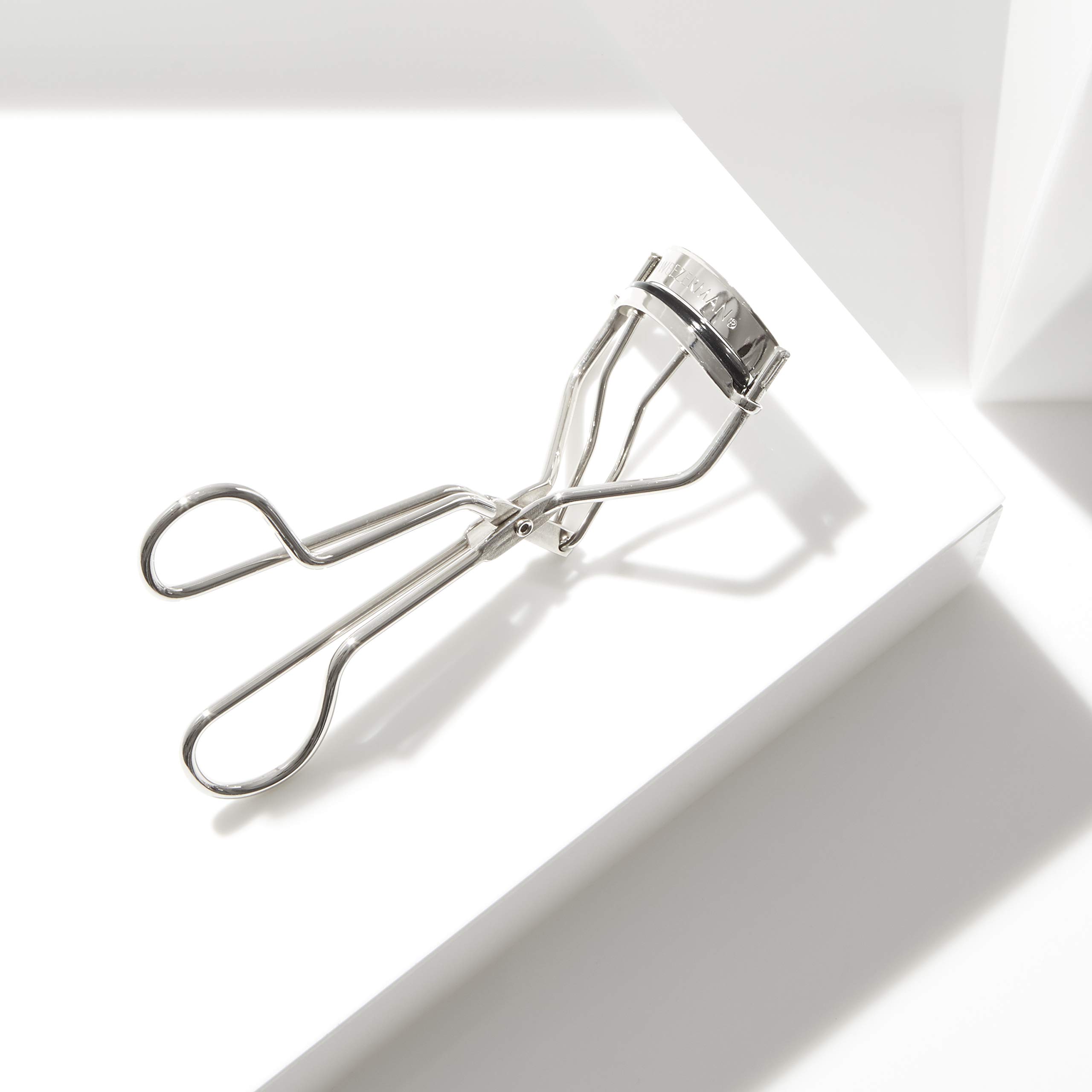 tweezerman-classic-wimpernzange-aus-rostfreiem-edelstahl-mit-ergonomischem-griff image 7