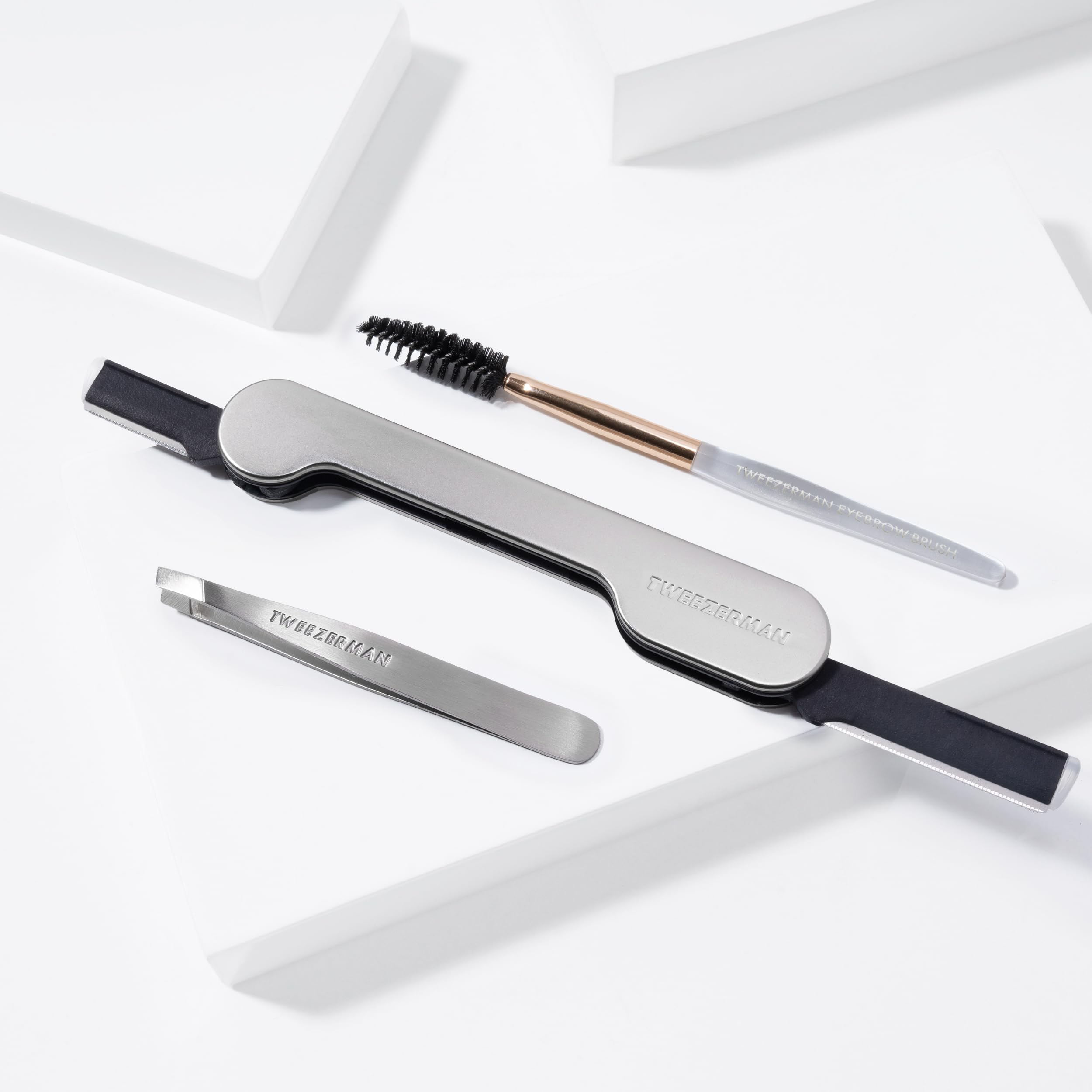 tweezerman-brow-facial-grooming-kit-silber-3-teiliges-set-mit-mini-slant-tweezer image 3