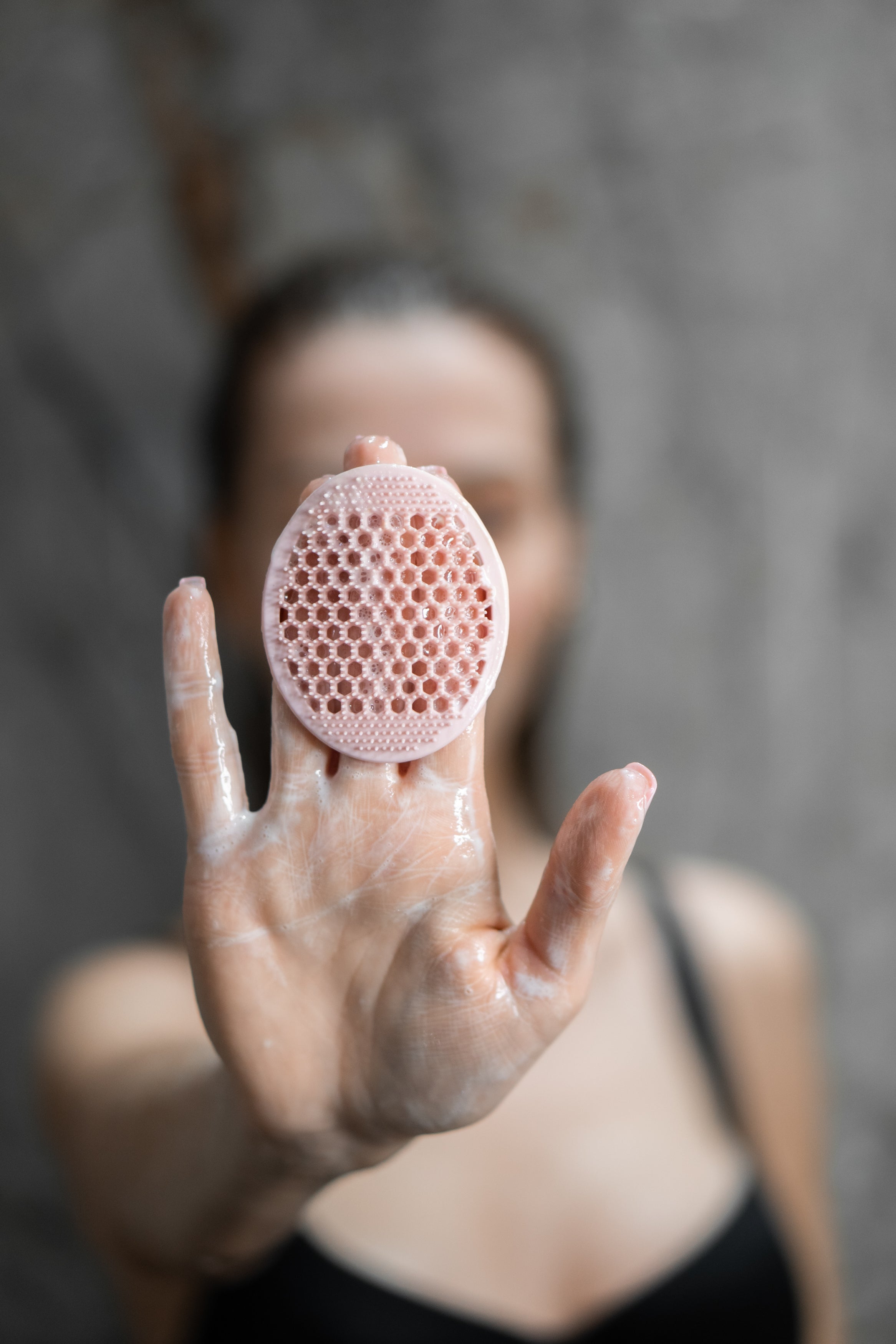 glov-face-wash-silikonpad-innovativer-pad-zur-t-glichen-gesichtsreinigung image 4