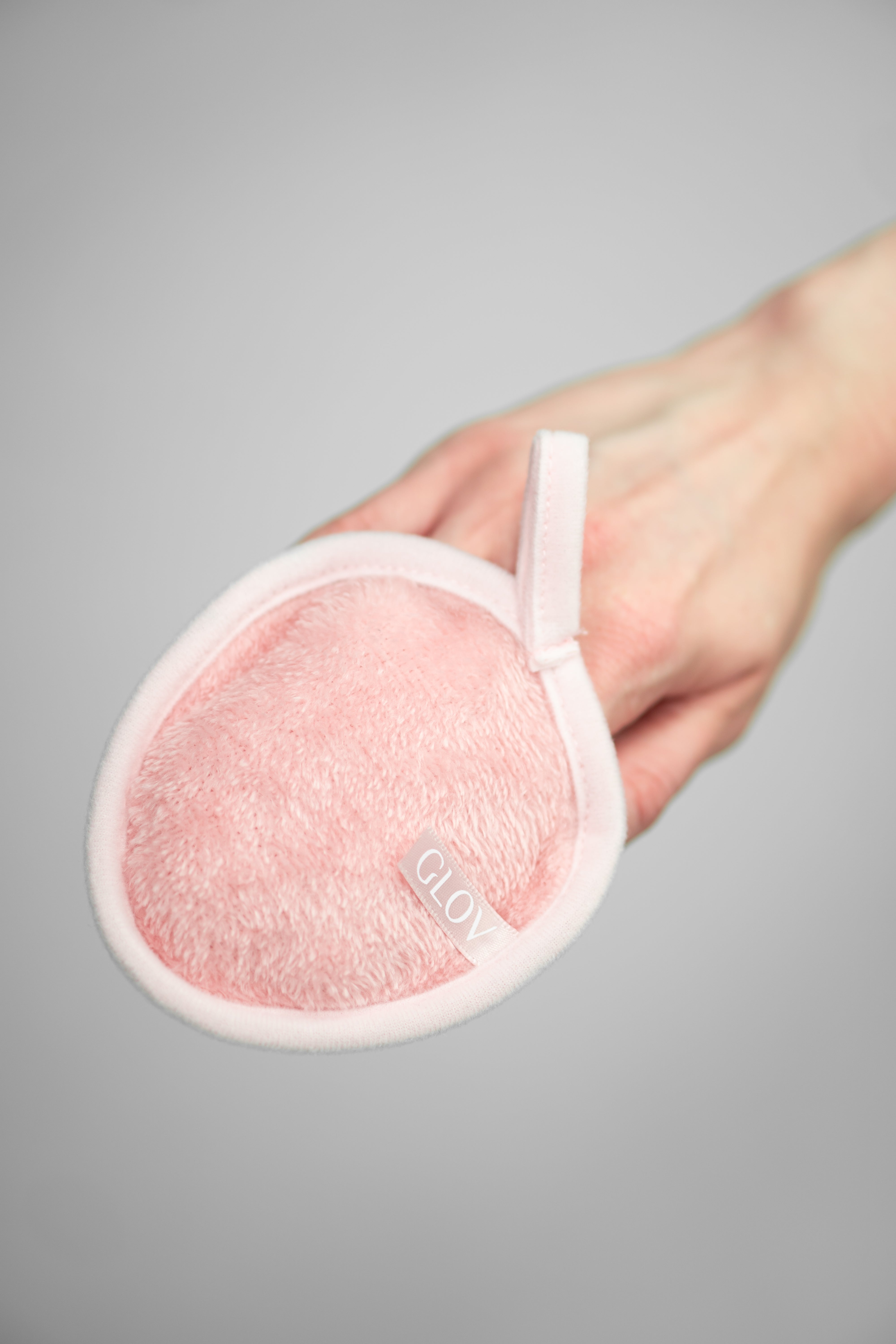 glov-quantum-clean-doppelseitiger-pad-zur-make-up-entfernung-und-gesichtsw-sche image 6