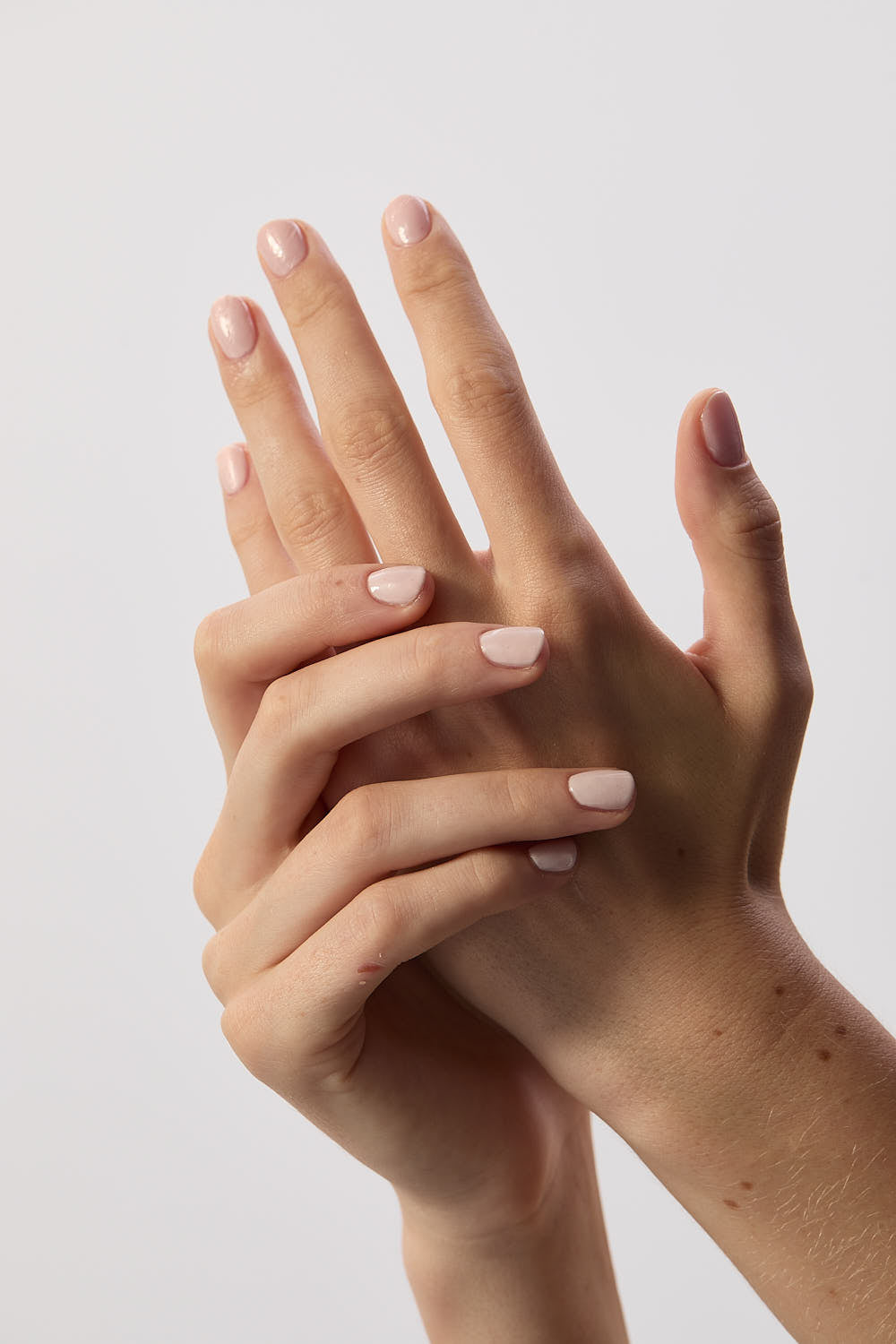 glov-coolnails-marshmallow-nagelh-rter-stift-f-r-feste-gesunde-n-gel image 2
