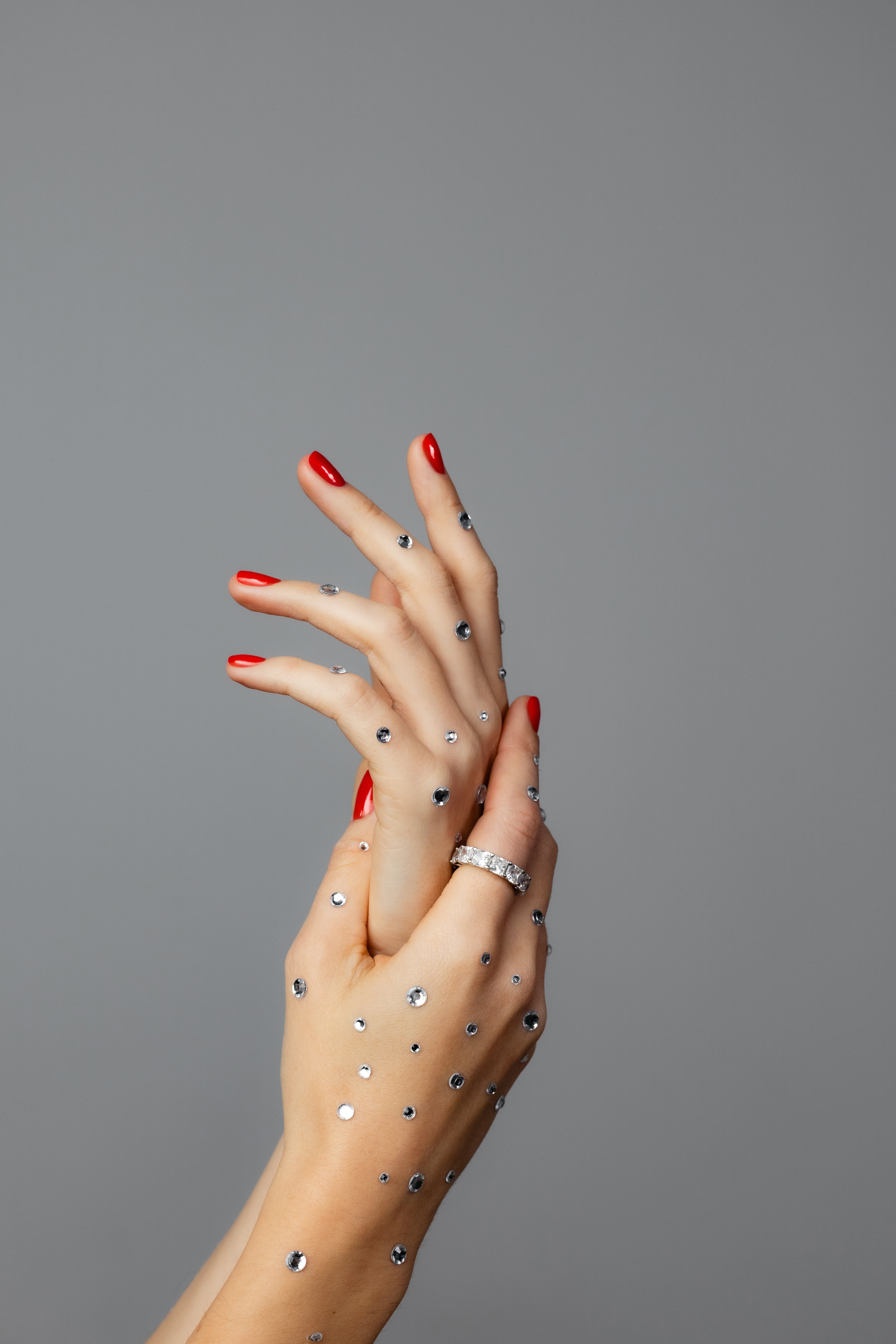 glov-everyday-icons-nagel-styling-set-nail-polish-pens-f-r-manik-re-unterwegs image 3