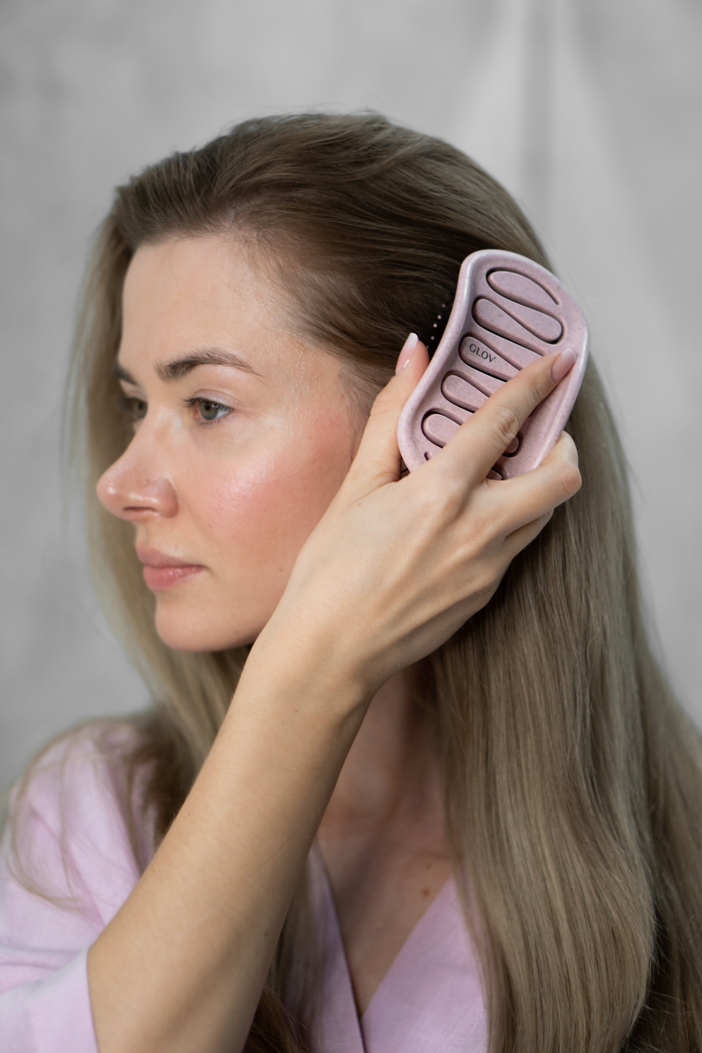 glov-volume-whisperers-haarstyling-set-f-r-mehr-volumen image 3