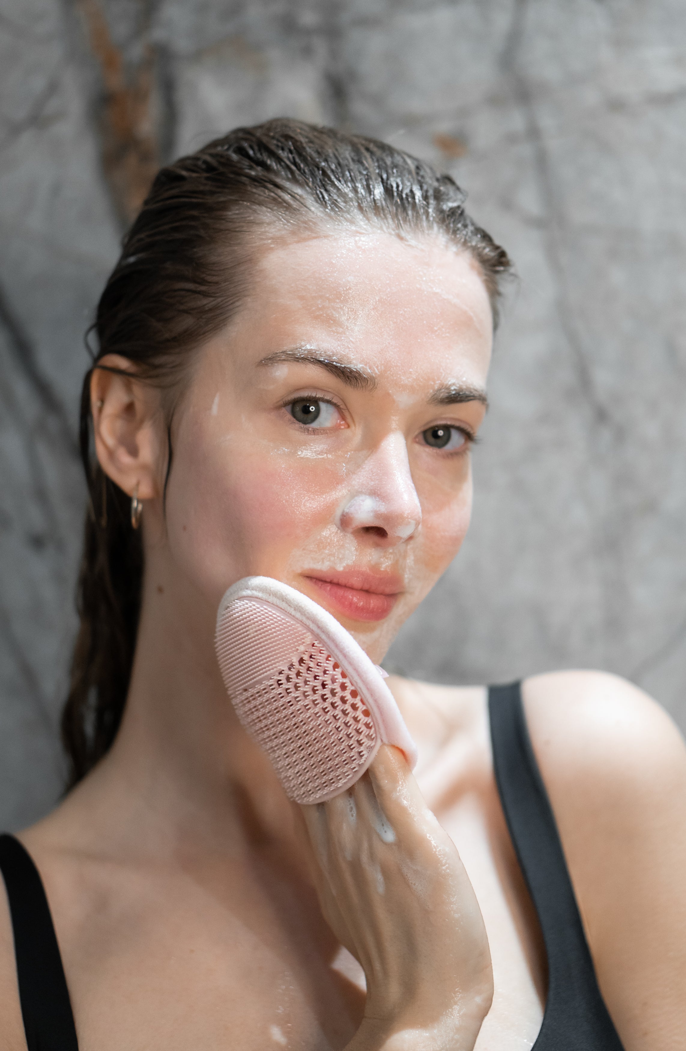 glov-quantum-clean-doppelseitiger-pad-zur-make-up-entfernung-und-gesichtsw-sche image 5